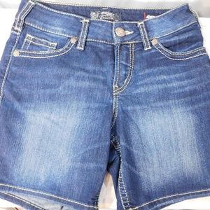 Silver Jeans Company Jr Jean Shorts Size 27 Faded